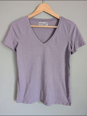 Eddie Bauer Lavender V-Neck Short Sleeve Tee